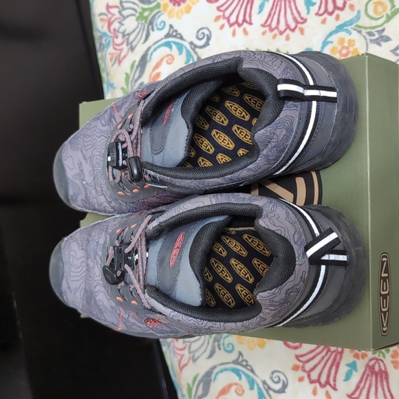Worn Keen boys Targhee Sport shoes - Picture 4 of 11